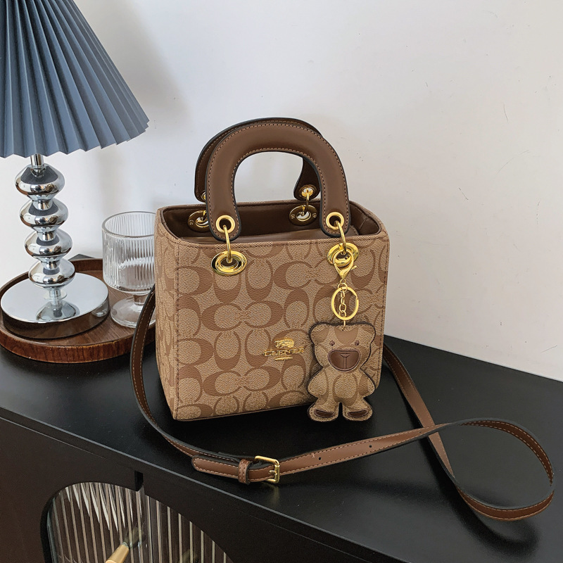 럭셔리 여성 가방 2026 신상 빈티지 클래식 모노그램 - Women'S Bags At M&S 리뷰 및 가격